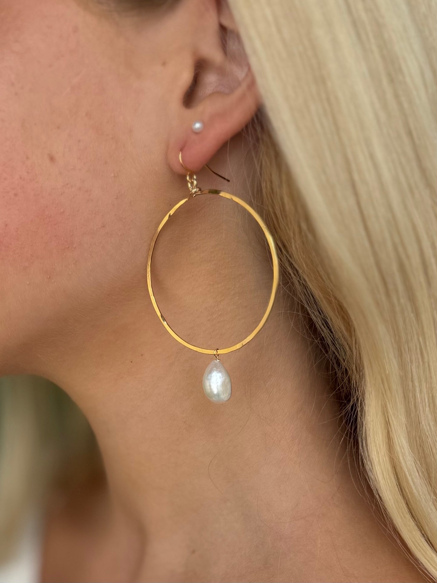 Drift Pearl Hoops