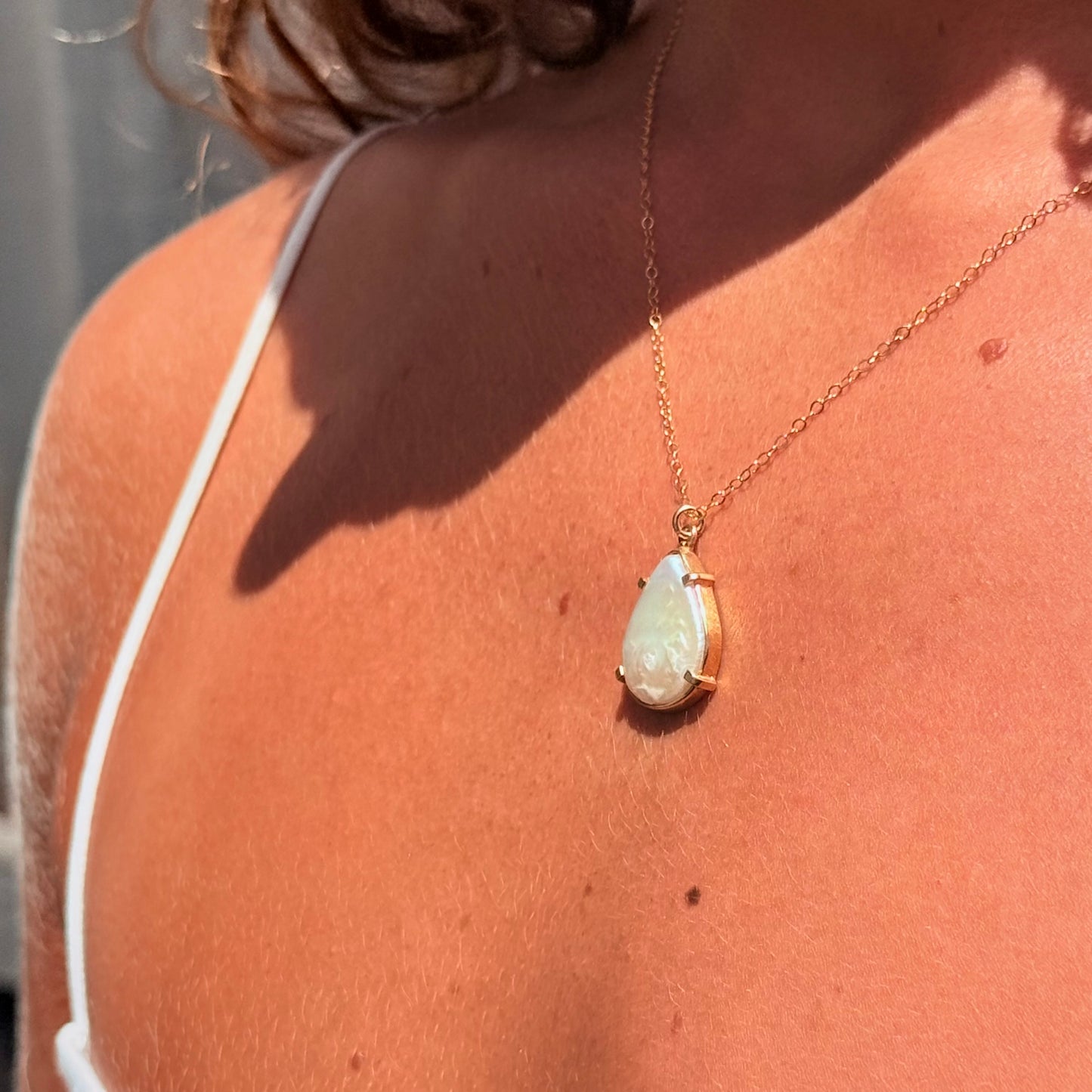 Baroque Pearl Gold Pendant Necklace