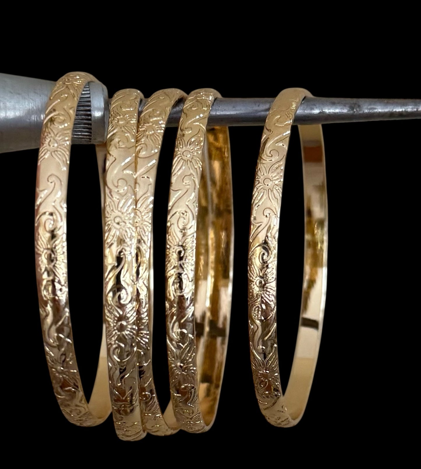 Solora Bangle