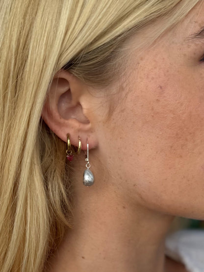 Simple Baroque Pearl Earrings