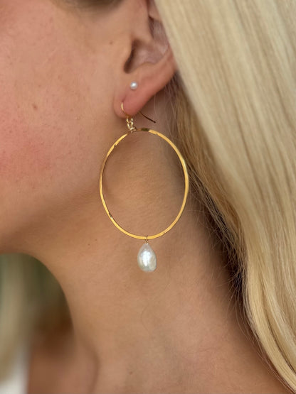 Drift Pearl Hoops