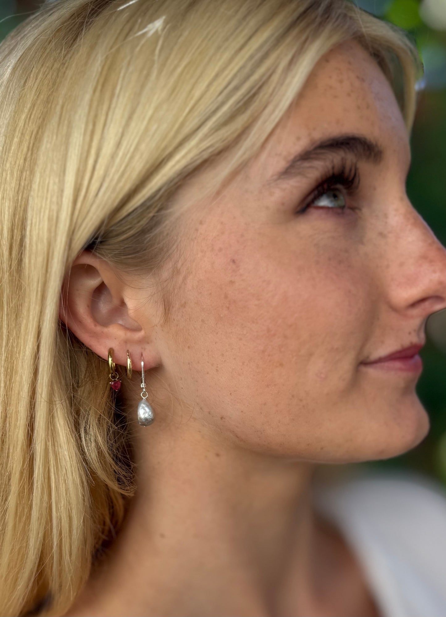 Simple Baroque Pearl Earrings