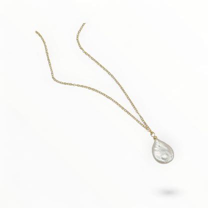 Baroque Pearl Pendant Necklace with Gold Chain