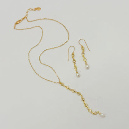 Gold Heart Zircon Lariat Necklace with Freshwater Pearl by Flying Lizard Design