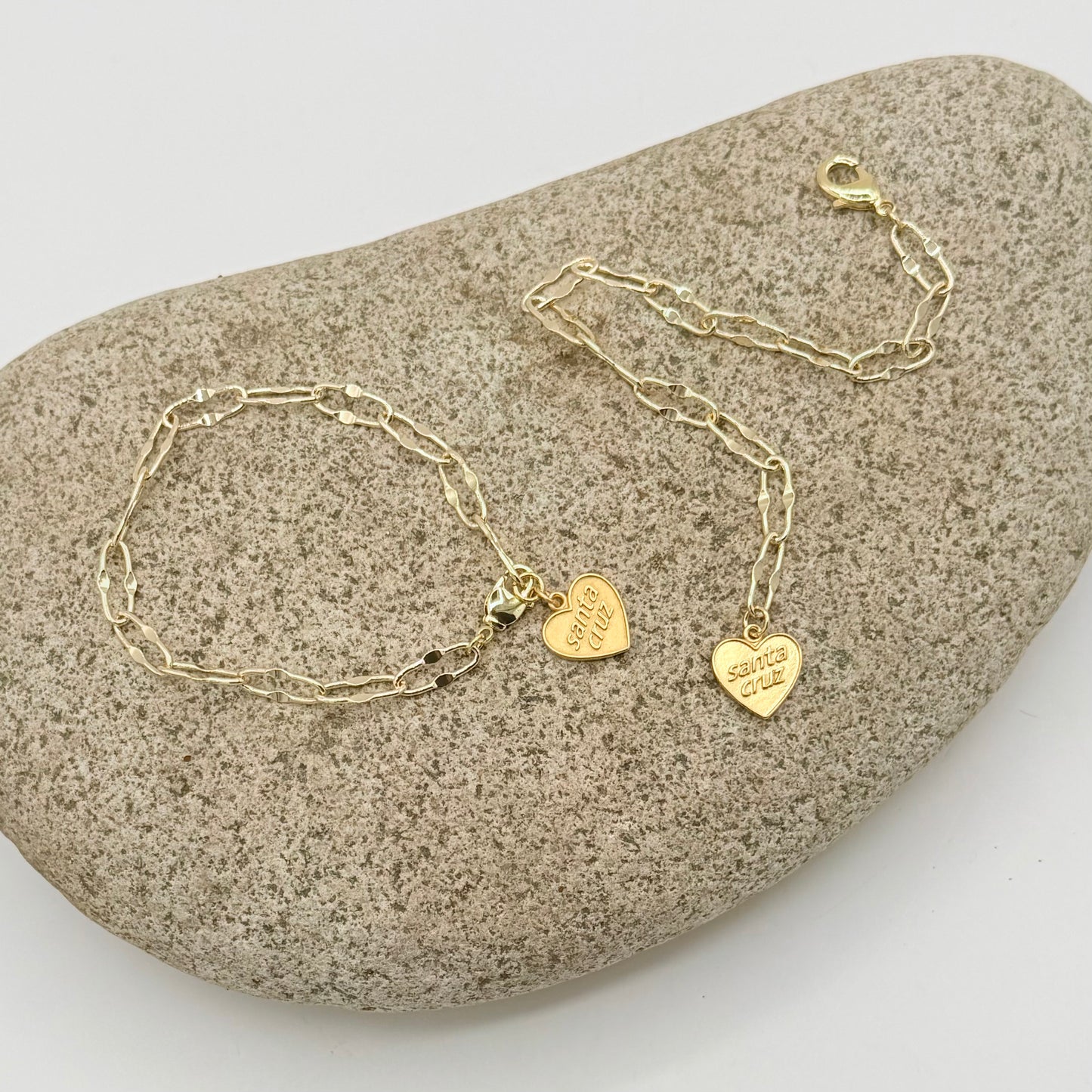 Santa Cruz Heart Charm Bracelet – California Coastal Keepsake Jewelry
