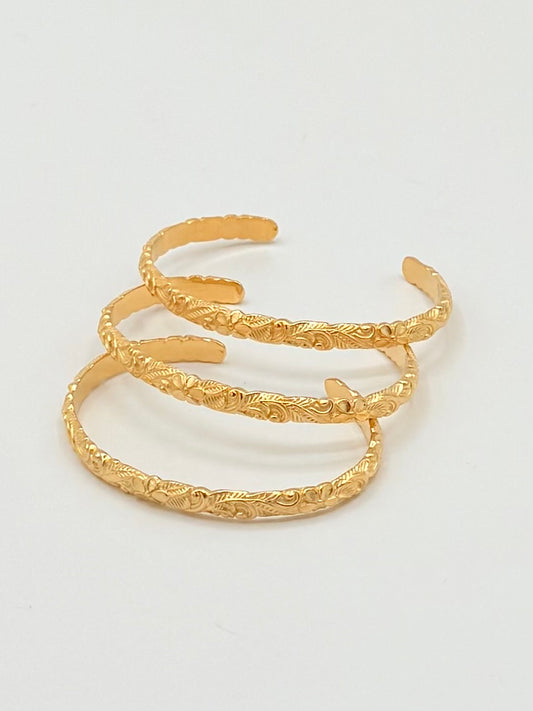 Carved Flower Cuff