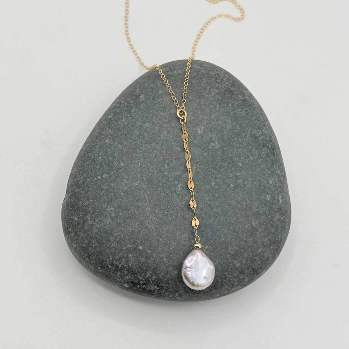 Coastal Chic Dapped Chain Lariat Necklace Collection – Jelly Opal, Baroque Pearl & Hammered Gold