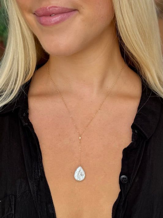 Love Drop Pearl Lariat