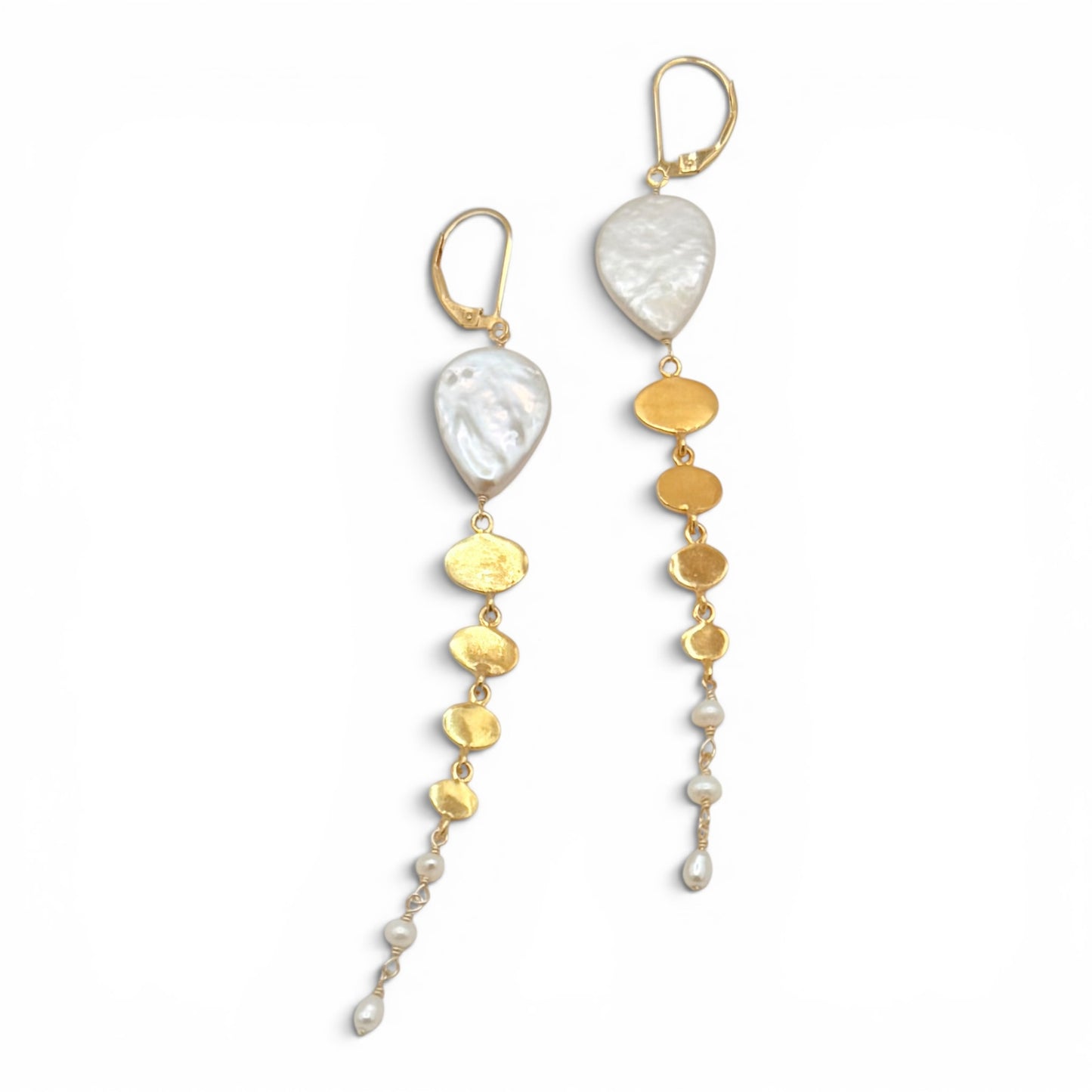 Pearl & Gold Oval Dangle Earrings