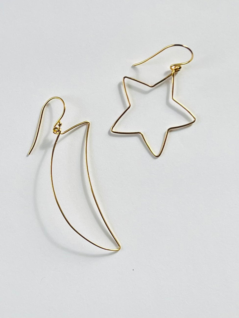 Moon and Star Gold Earrings